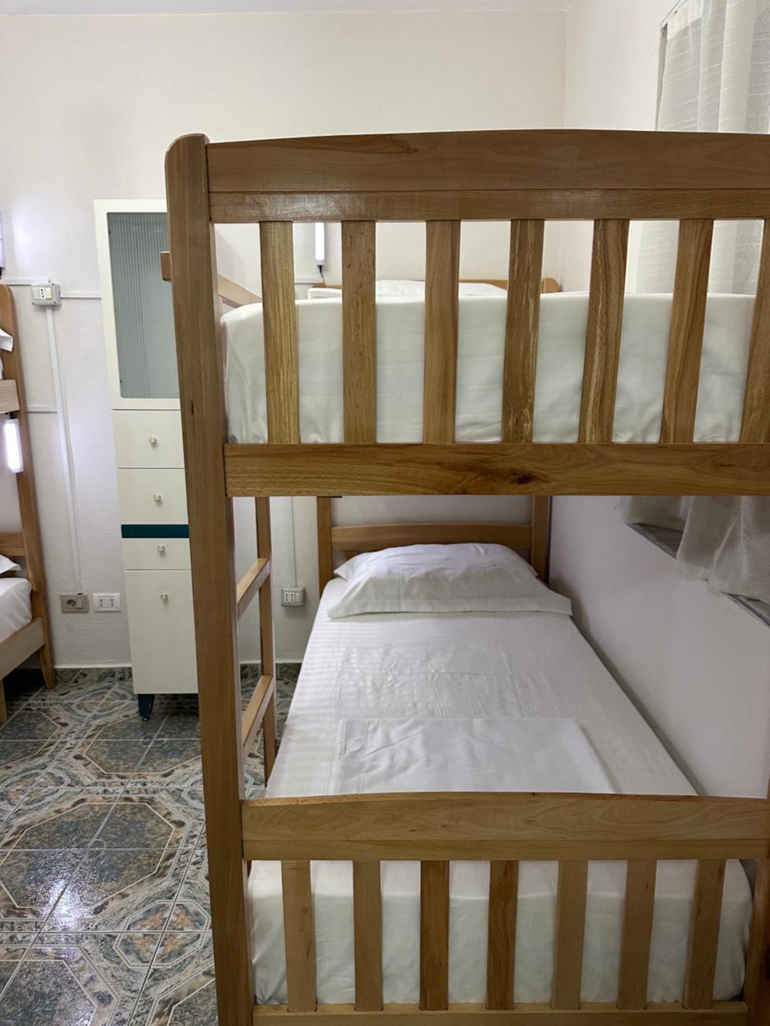 Tirana Lemon Breeze Hostel Экстерьер фото