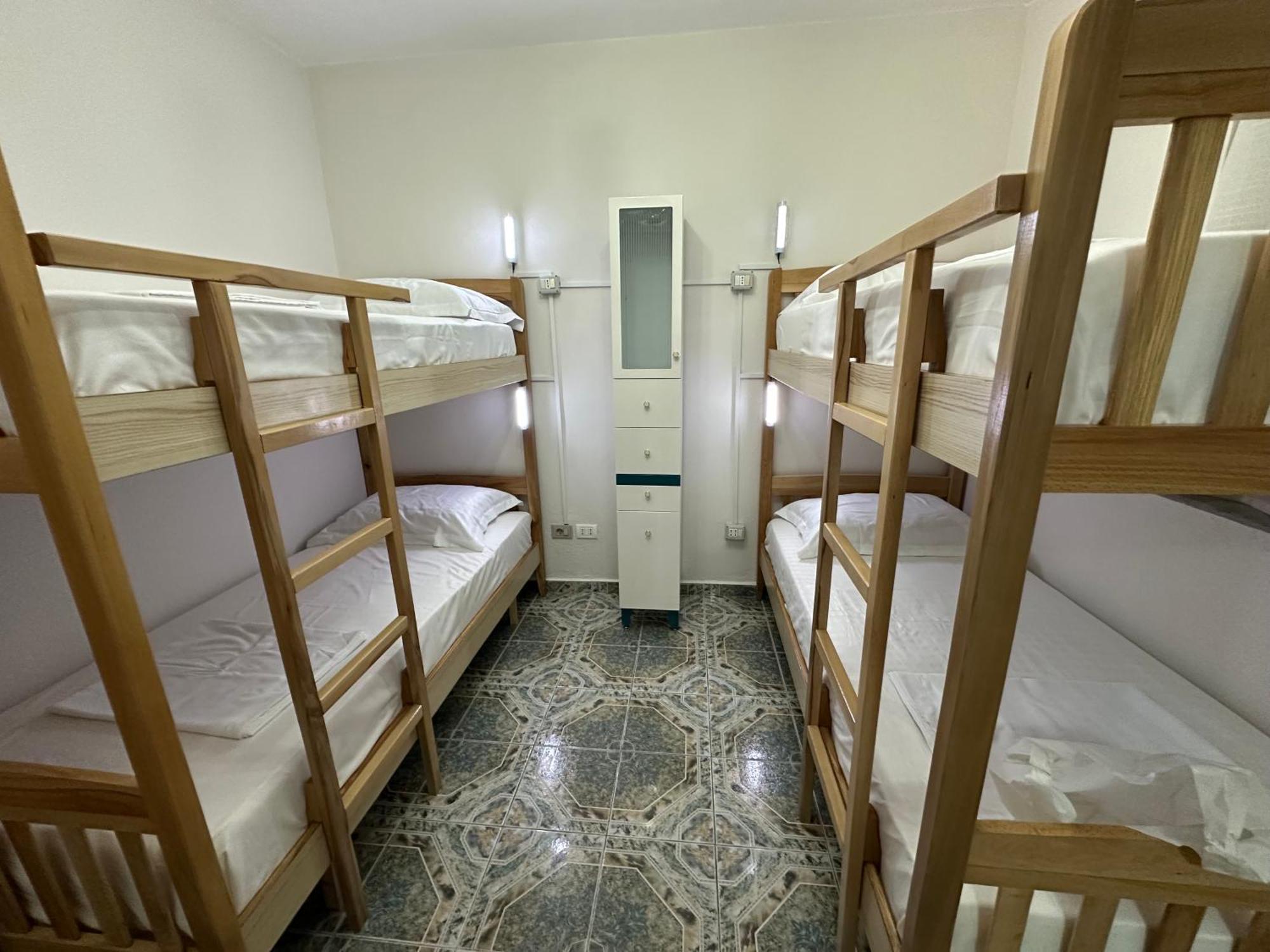 Tirana Lemon Breeze Hostel Экстерьер фото
