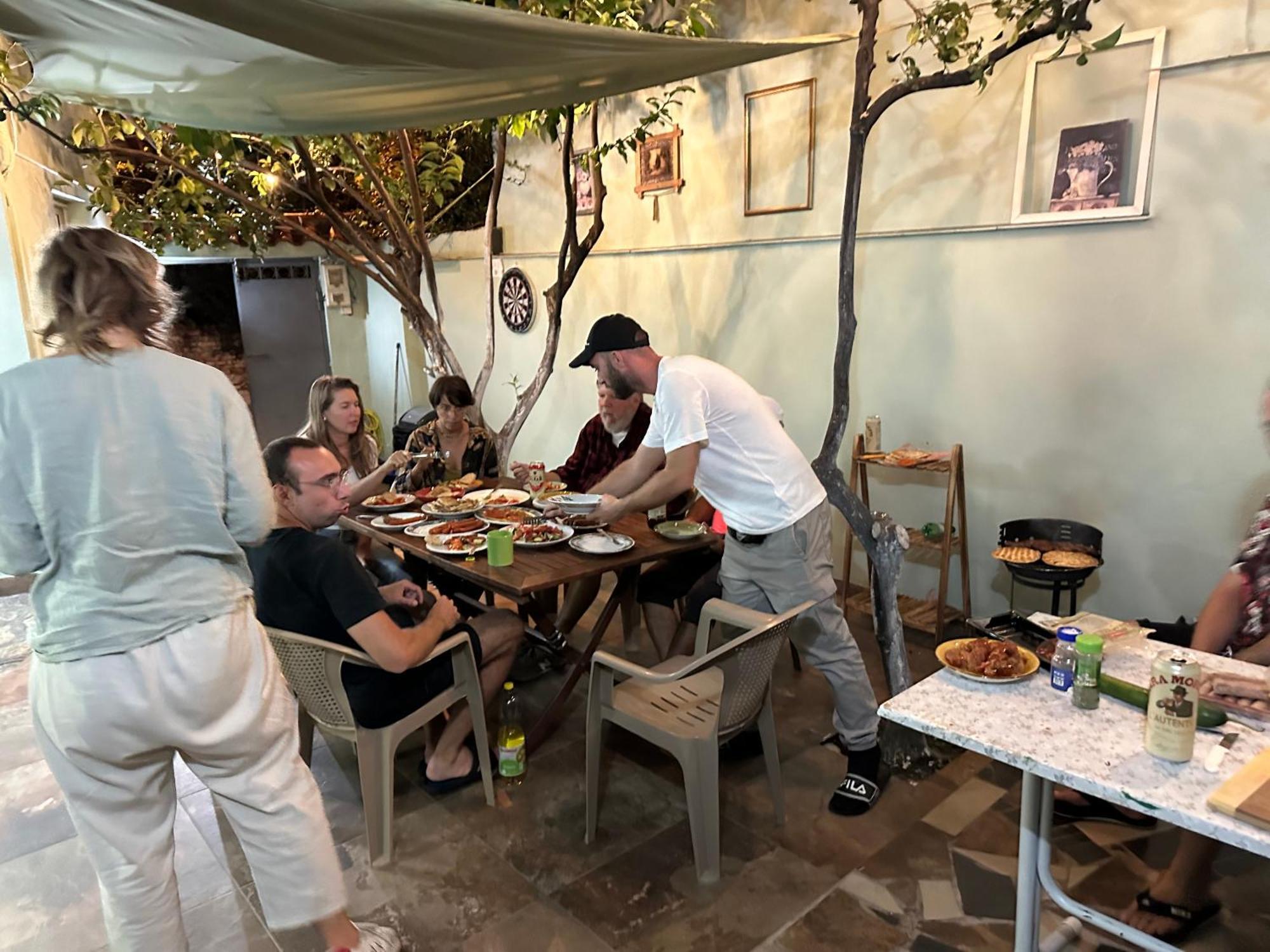 Tirana Lemon Breeze Hostel Экстерьер фото